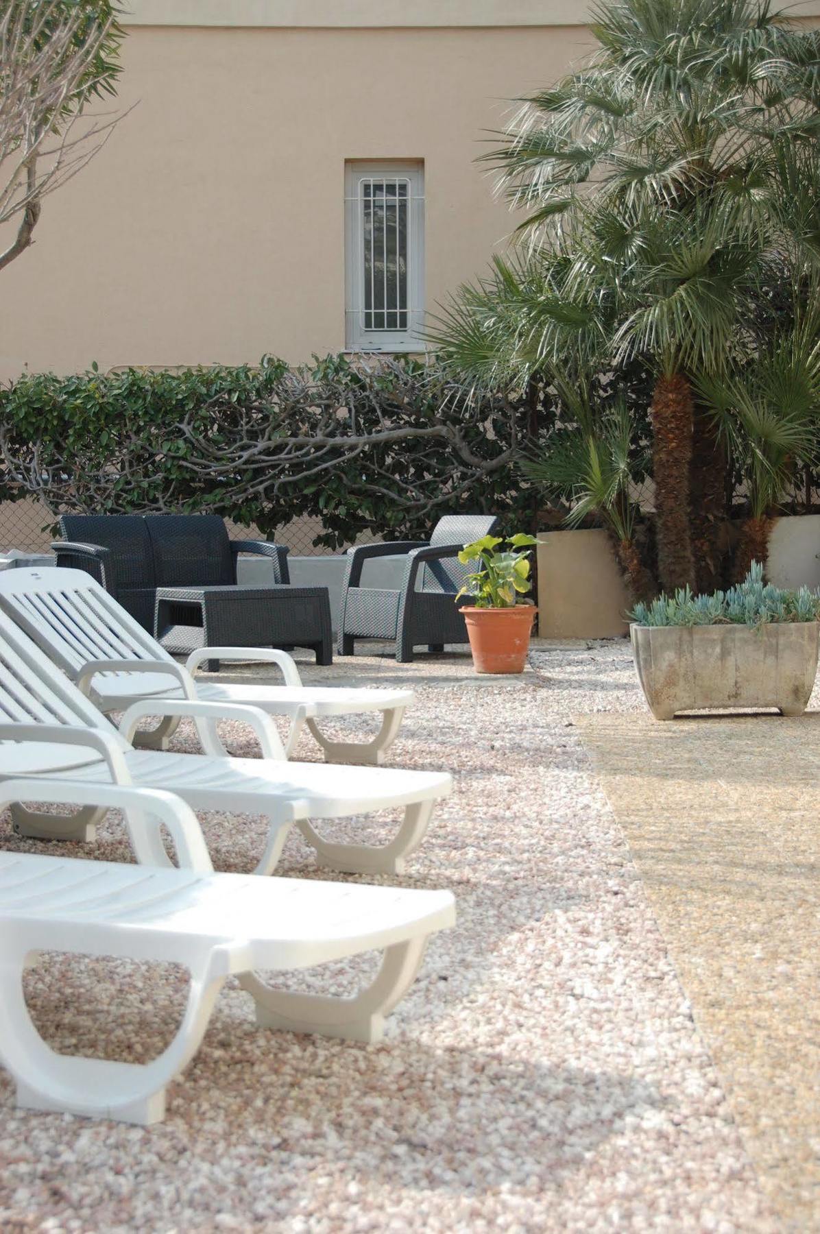Hotel La Fiancée Du Pirate 3*