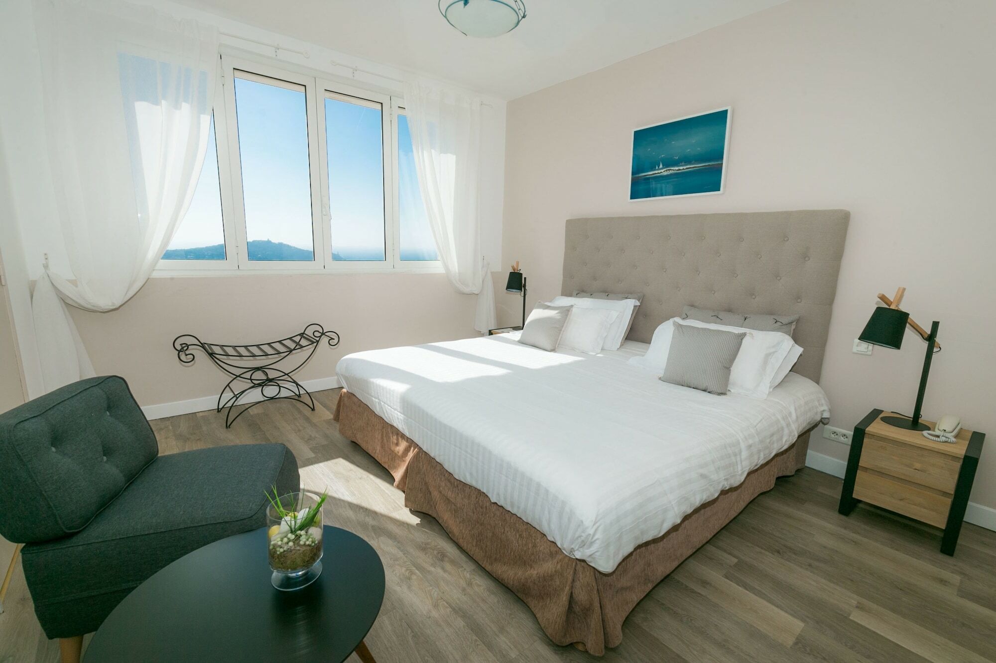 La Fiancée Du Pirate Hotel